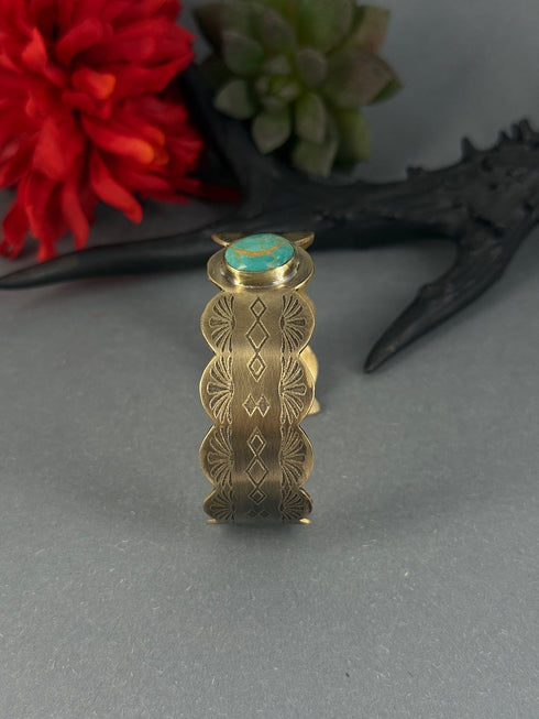 Pulsera Latón Grabados y turquesa