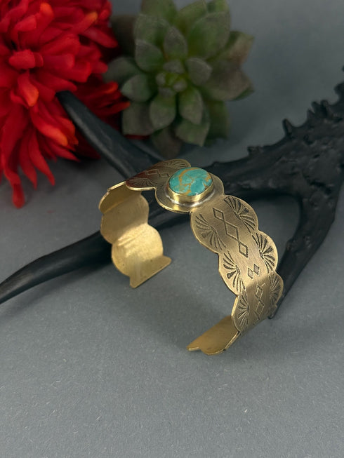 Pulsera Latón Grabados y turquesa