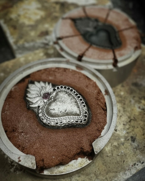 Taller de fundición en arena · crea tu JOYA en plata