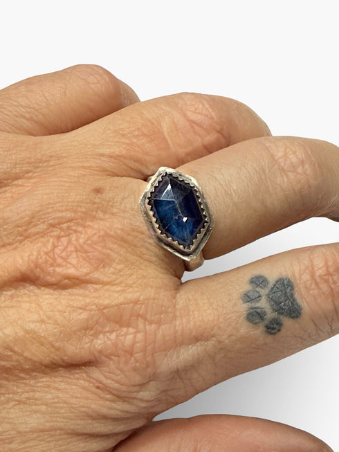Anillo Kyanite Azul
