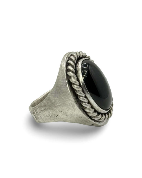 Anillo Sello Ovalado con Piedra
