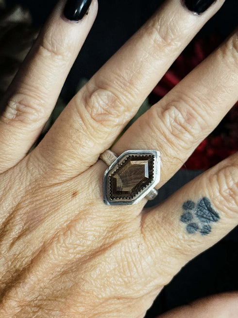 Anillo Zafiro marron