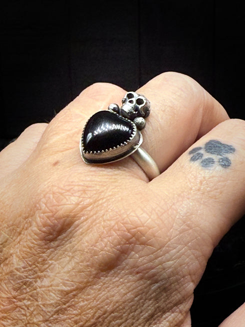 Anillo Skull y Corazon Onix