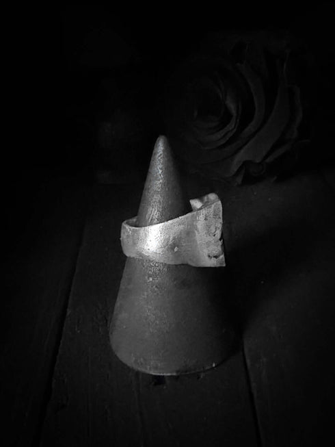 Anillo Sello Cuadrado Broken