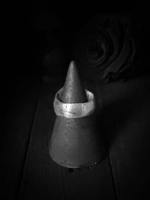 Anillo Sello Cuadrado Broken