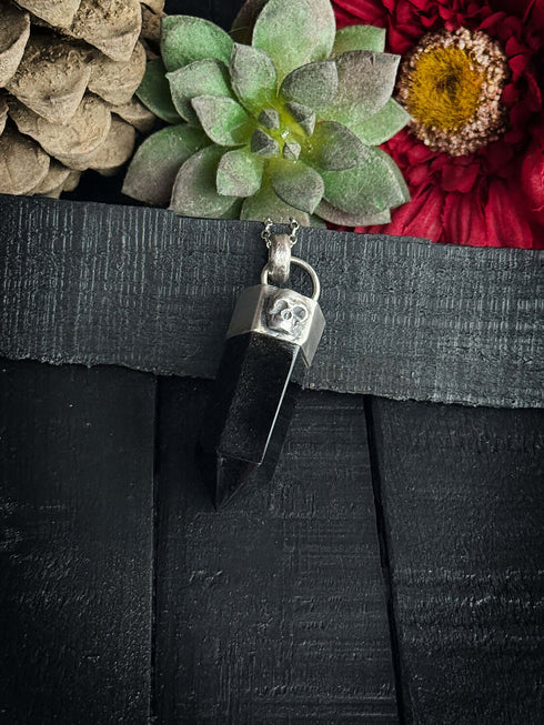 Skull Tip Pendant