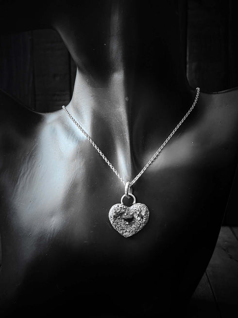 Colgante Corazon Stone Broken