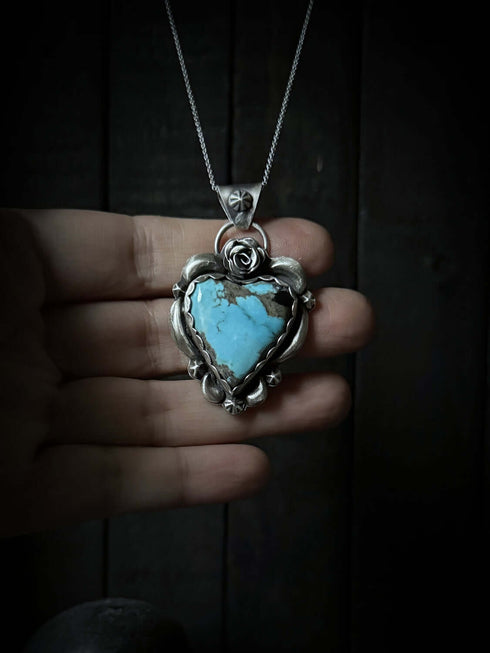 Colgante Corazón Turquesa Kingman con Rosas