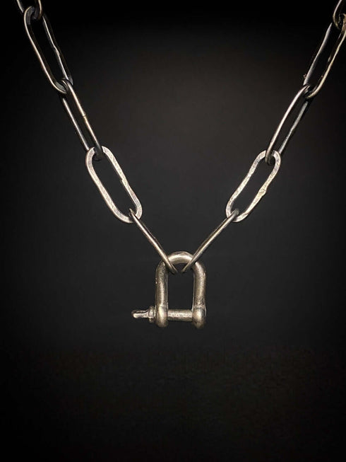 Collar Eslabones Broken