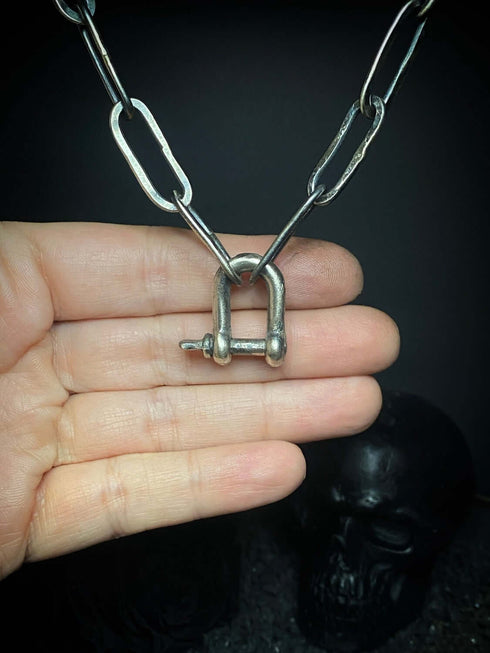 Collar Eslabones Broken