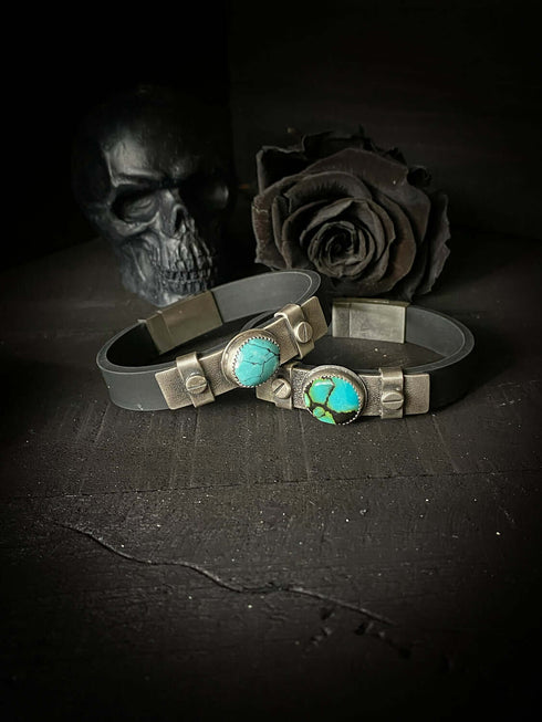 Pulsera Caucho Tornillos y Piedra