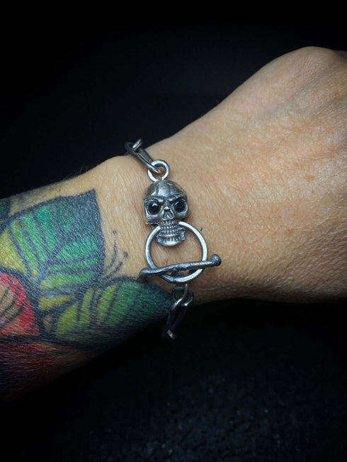 Pulsera Skull Eyes Broken